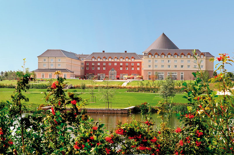 Vienna House Magic Circus Hotel at Disneyland Paris 23 - Exterior