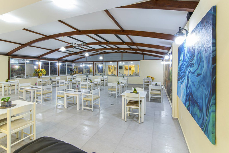 Triton Hotel 13