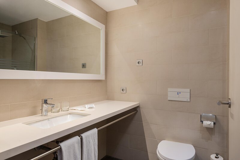 Hotel Cala Bona 11