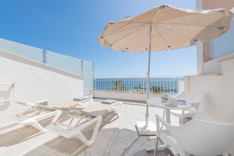 Hotel Cala Bona 55