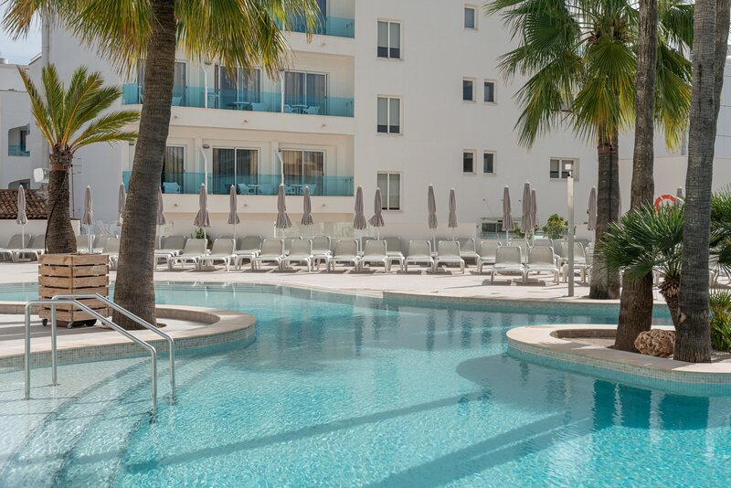 Hotel Cala Bona 15