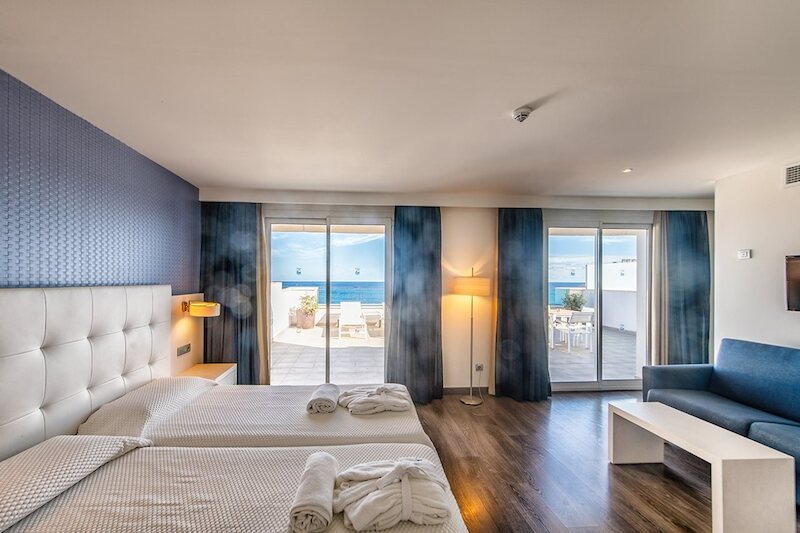Hotel Cala Bona 68