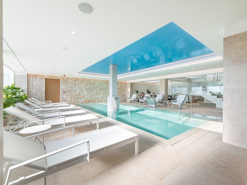 Hotel Cala Bona 11