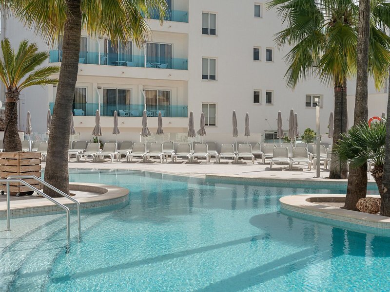 Hotel Cala Bona 15