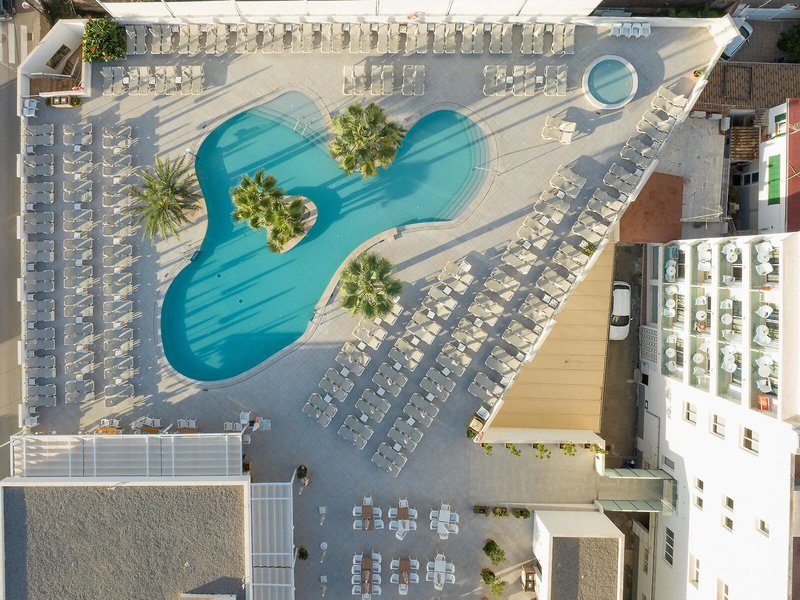 Hotel Cala Bona 17