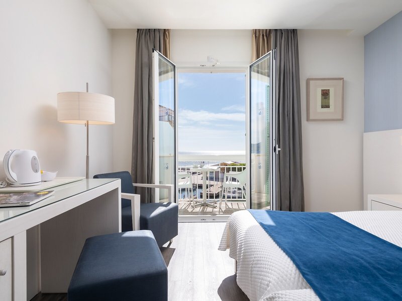 Hotel Cala Bona 35