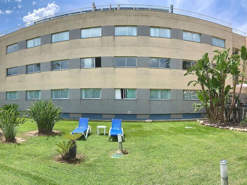 Ramada by Wyndham Valencia Almussafes 3