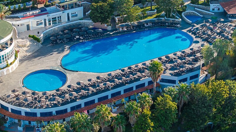 Bodrum Holiday Resort & Spa 9