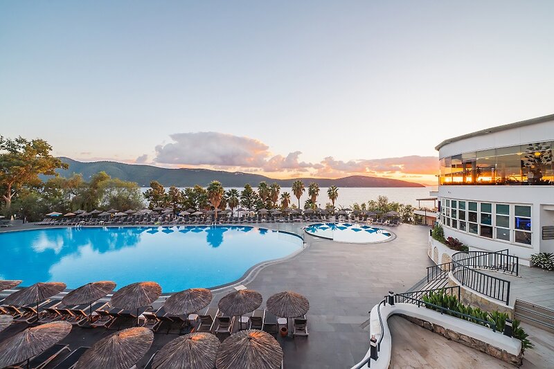 Bodrum Holiday Resort & Spa 10