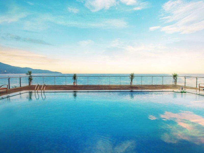 SERENE Beach Hotel by Maison des Fleurs Hospitality 10