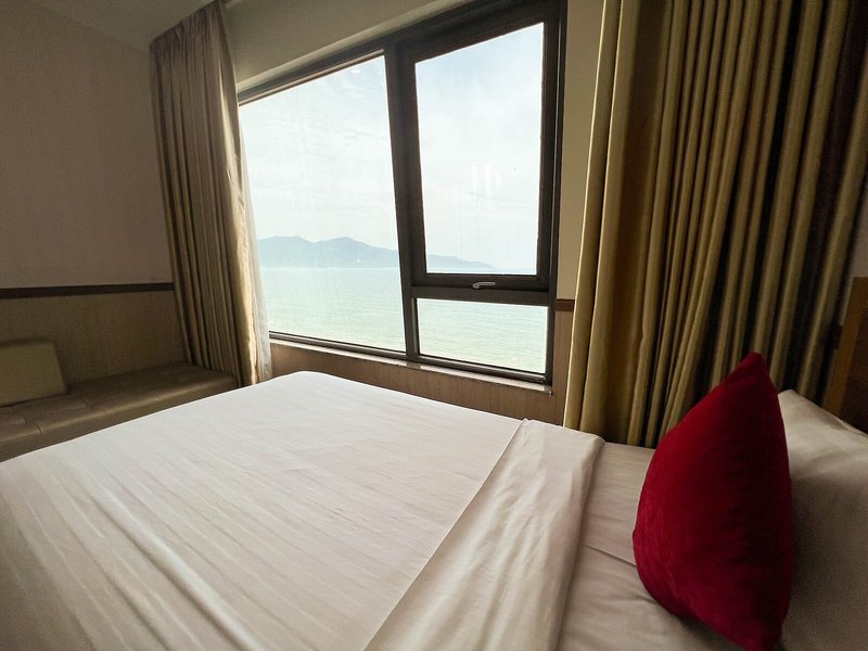 SERENE Beach Hotel by Maison des Fleurs Hospitality 44
