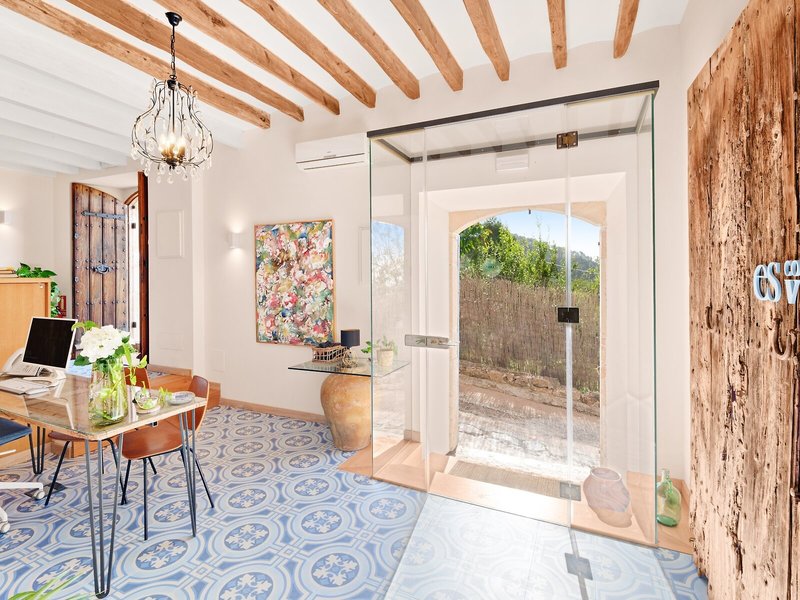 Es Corte Vell Inland Hotel 7