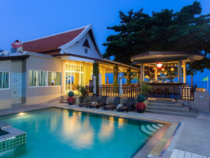 Chaweng Cove Beach Resort 13