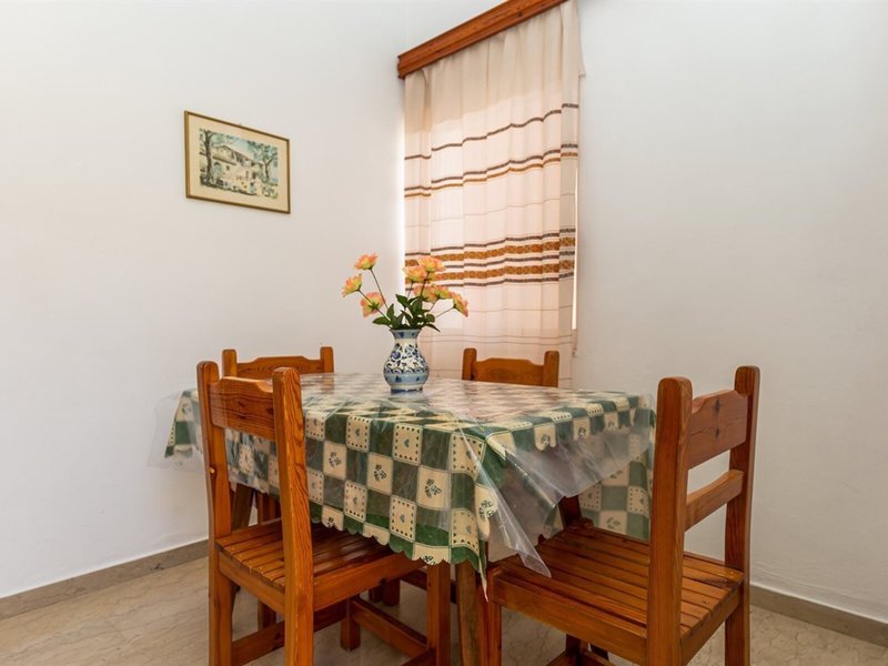 Alexandros Studios And Apartments 2