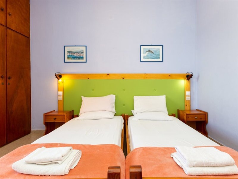 Alexandros Studios And Apartments 5