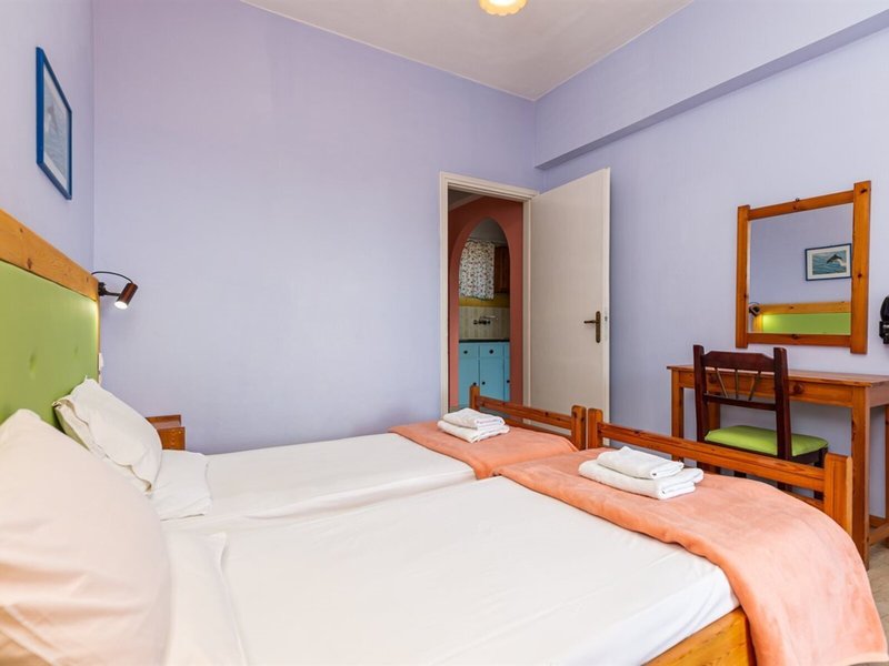 Alexandros Studios And Apartments 11