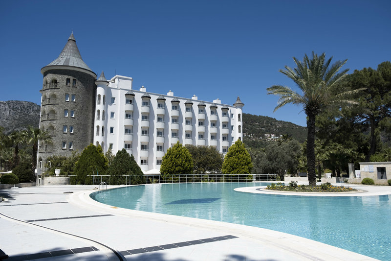 X Life Hotel 1