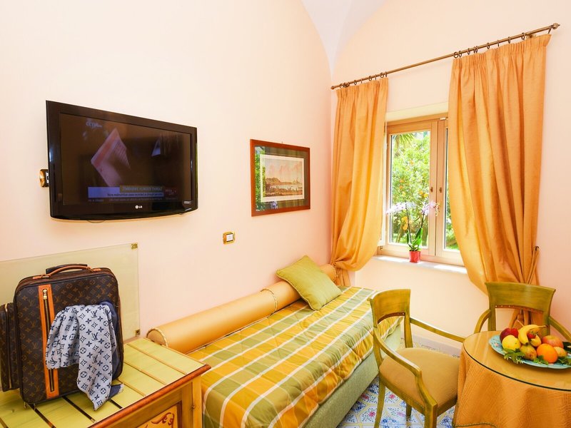 Hotel Antiche Mura 50