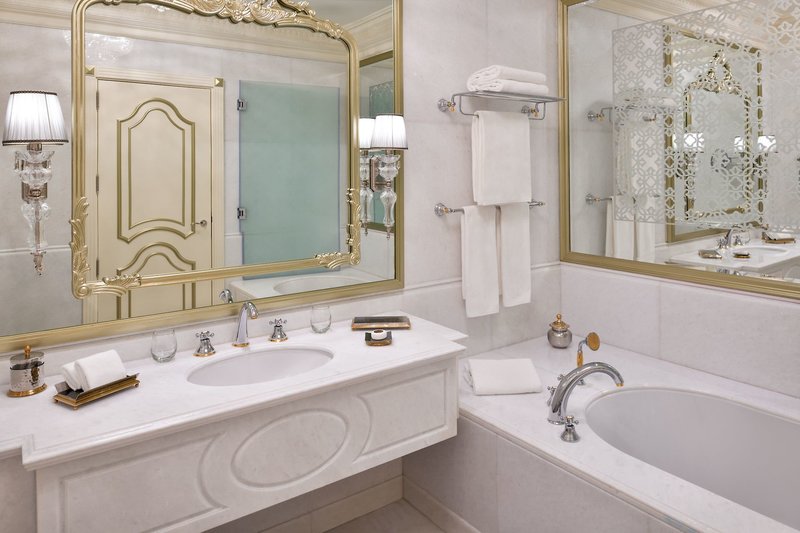 Raffles The Palm Dubai 25 - Bathroom Example
