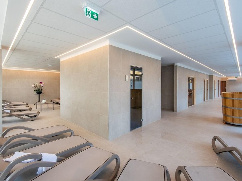 Hunguest Hotel Panorama 10