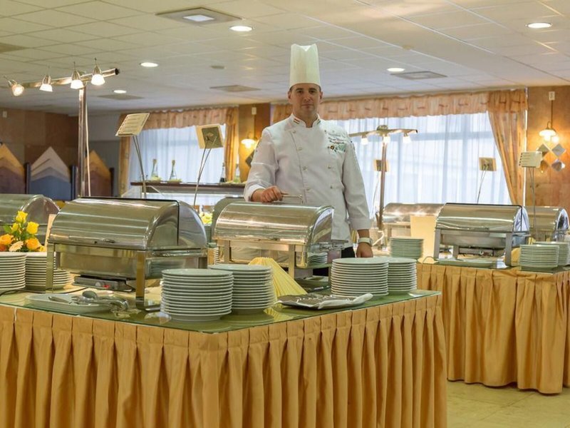 Hunguest Hotel Panorama 19