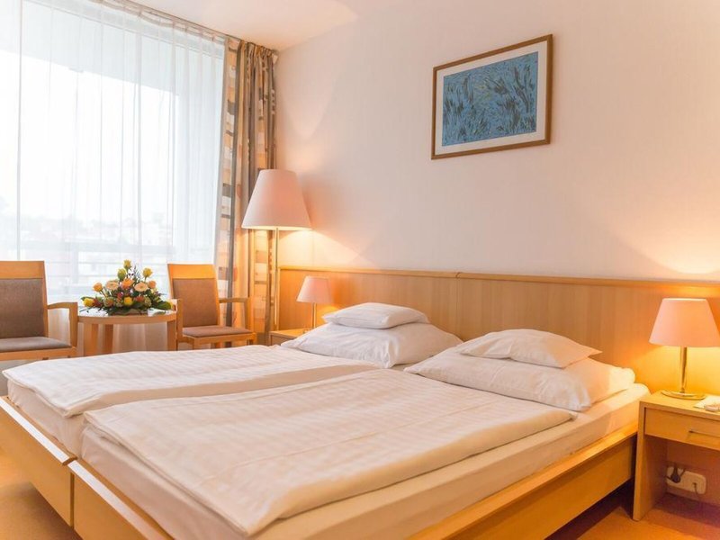 Hunguest Hotel Panorama 33