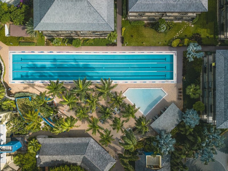 LionsDive Beach Resort 9