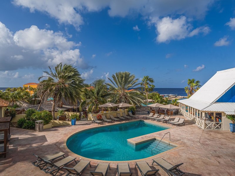 LionsDive Beach Resort 12