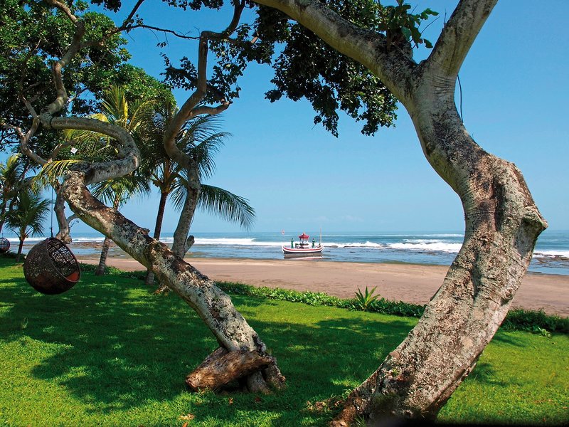 Puri Dajuma Beach Eco-Resort & Spa 11