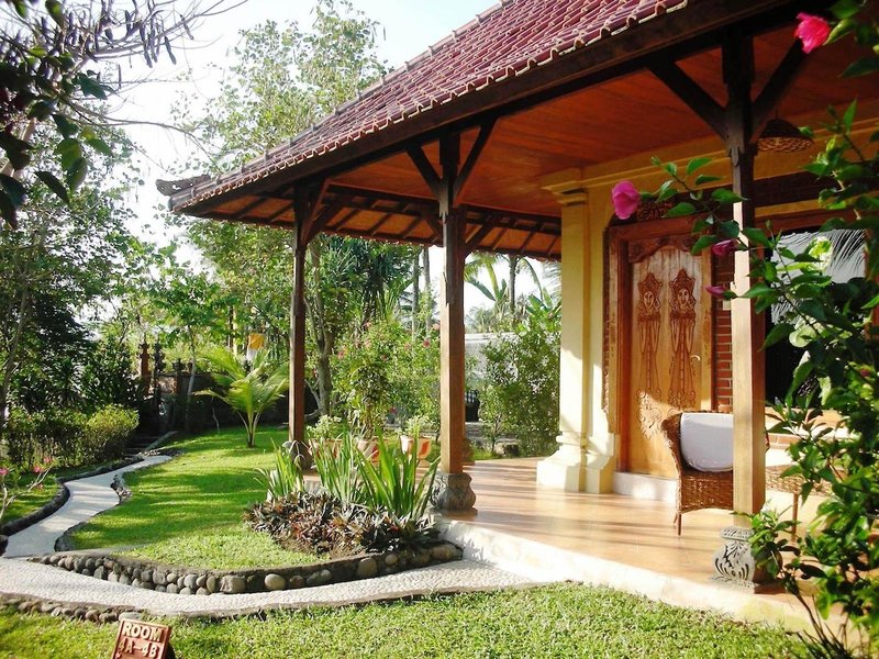 Puri Dajuma Beach Eco-Resort & Spa 8 - Garden