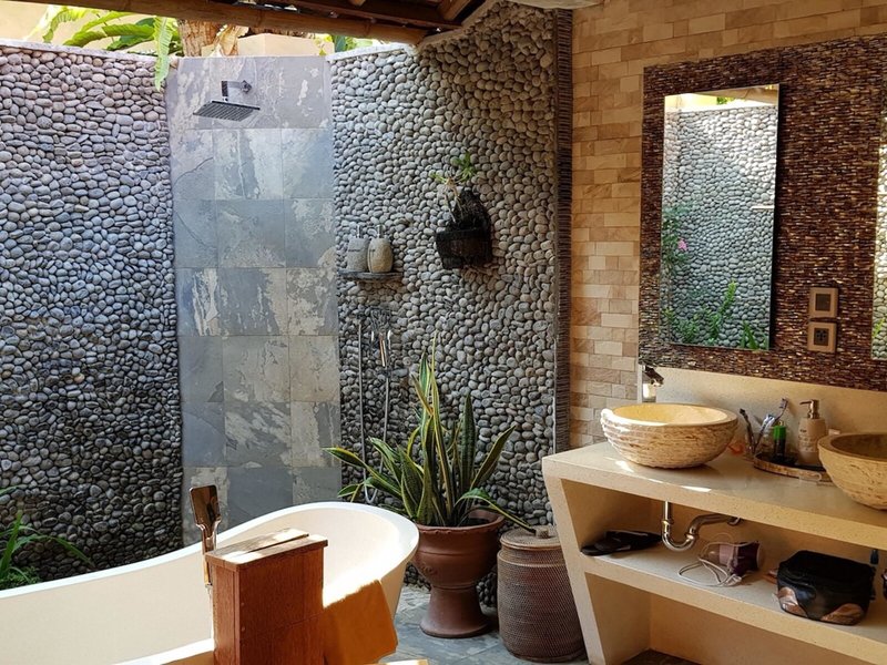 Puri Dajuma Beach Eco-Resort & Spa 30 - Bathroom Example