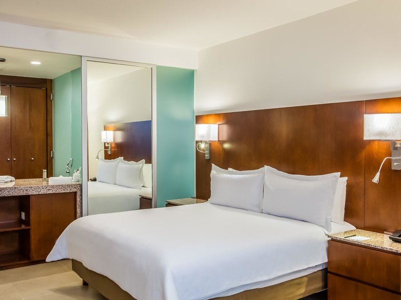 Fiesta Inn Playa Del Carmen 8
