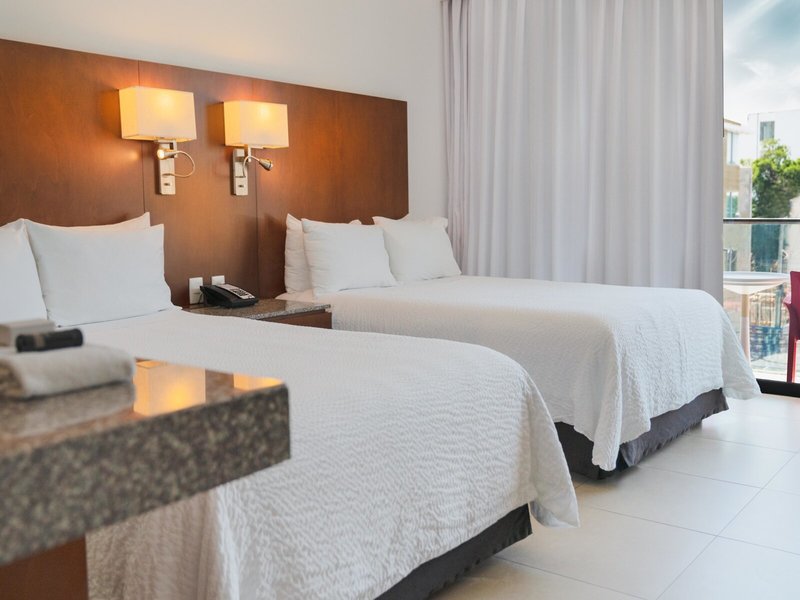 Fiesta Inn Playa Del Carmen 14