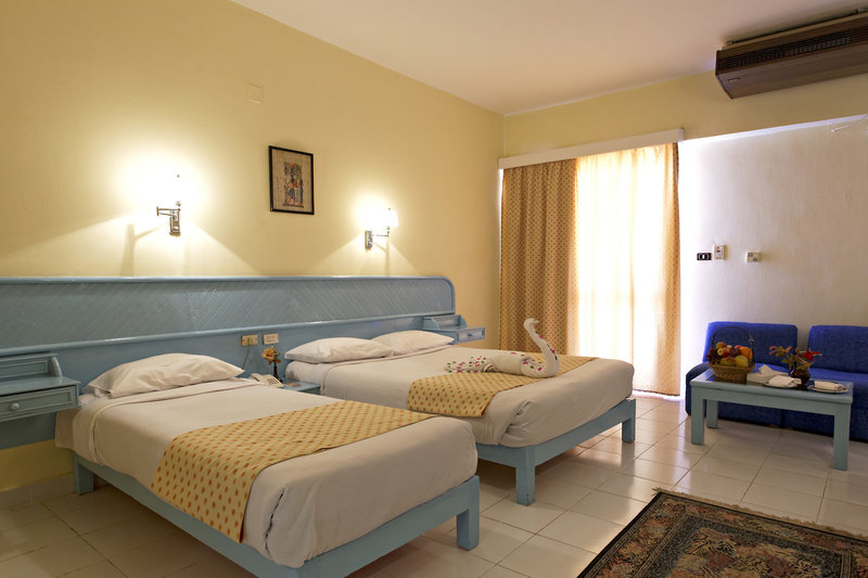 Empire Hotel Aqua Park 5