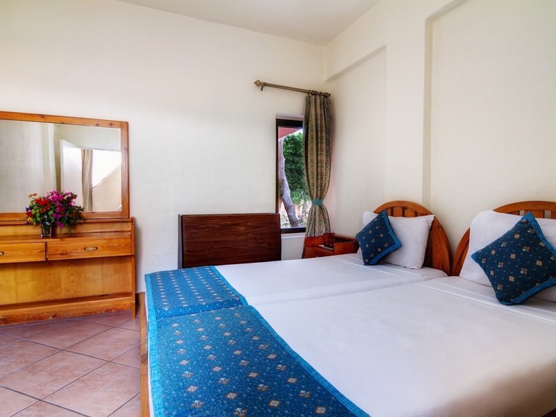 Sol y Mar Paradise Beach 30