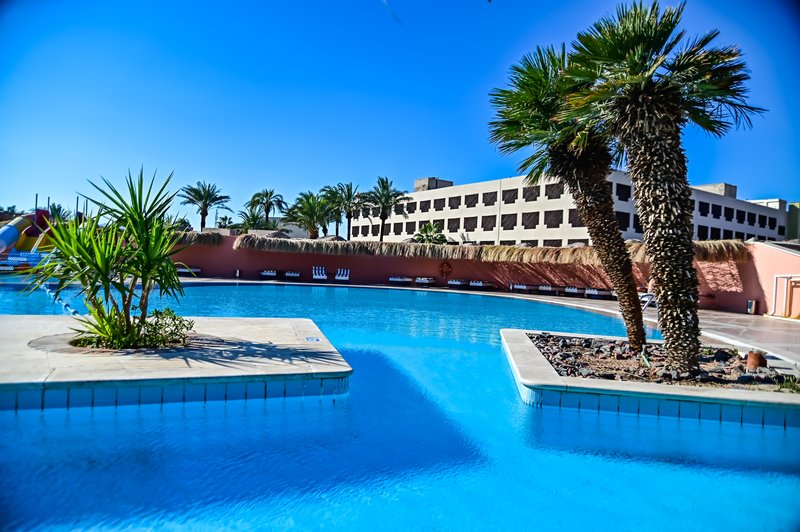 Sol y Mar Paradise Beach 26