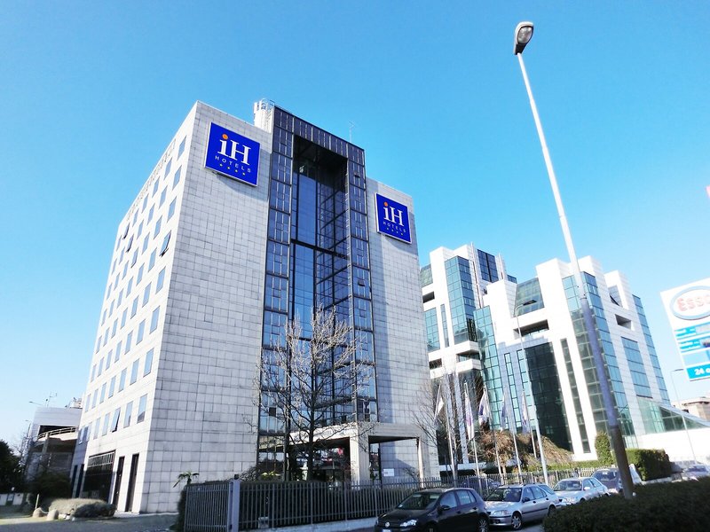 iH Hotels Milano Lorenteggio 4*