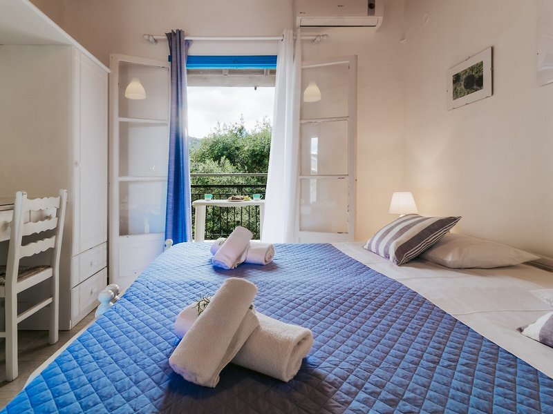 Sunflower Apartments & Studios 3