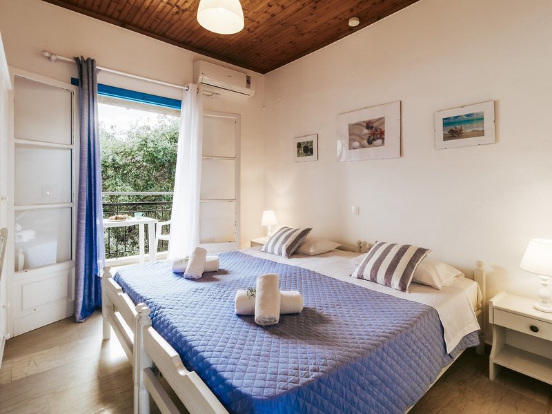 Sunflower Apartments & Studios 4