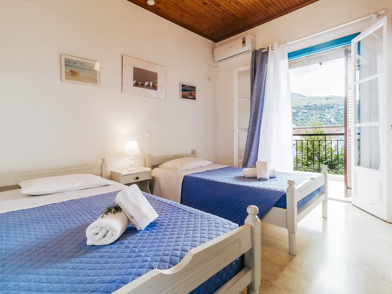 Sunflower Apartments & Studios 9