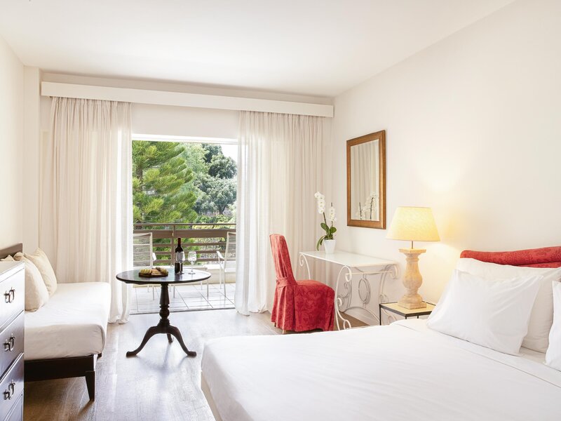 Grecotel LUXME Daphnila Bay Dassia 4
