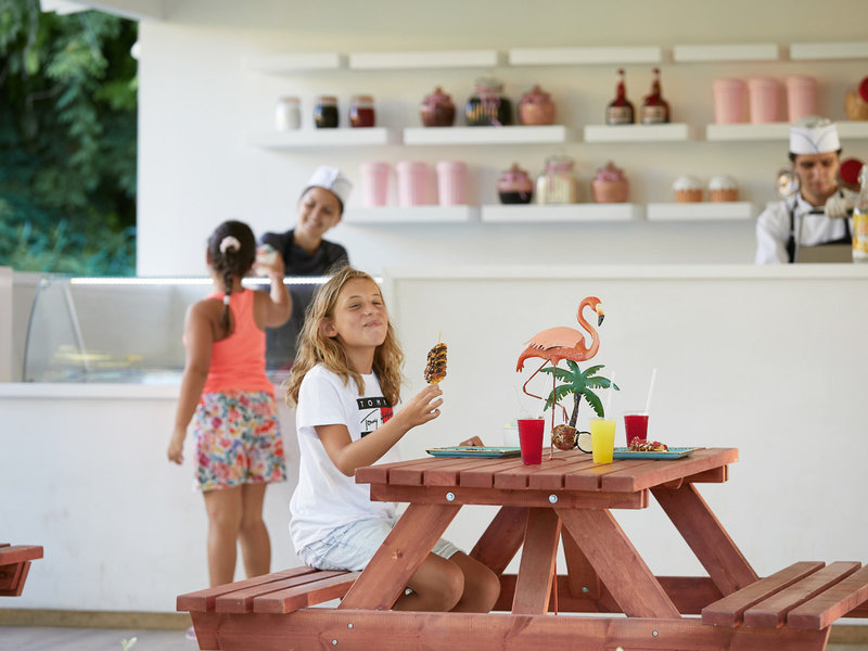 Lux Me Grecotel Daphnila Bay Dassia 22