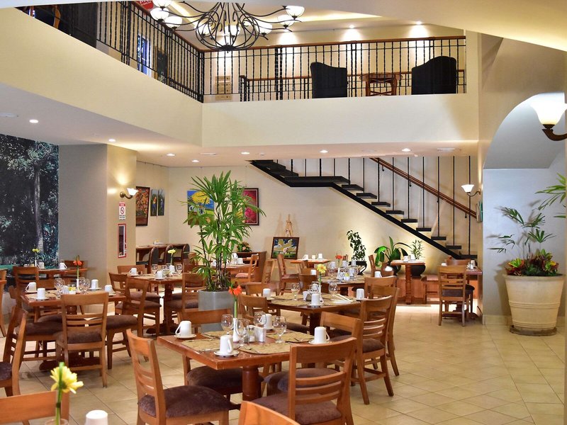 Sleep Inn Paseo Las Damas 13