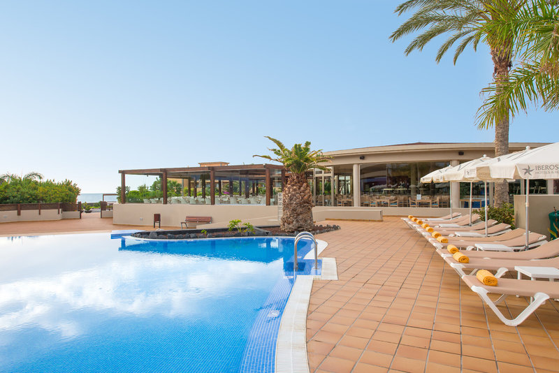 Iberostar Waves Gaviotas Park 4