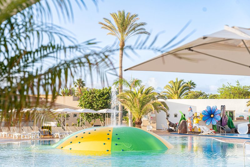 Iberostar Waves Gaviotas Park 4