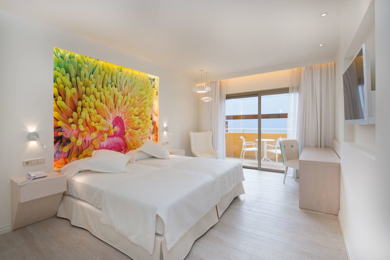 Iberostar Waves Gaviotas Park 25