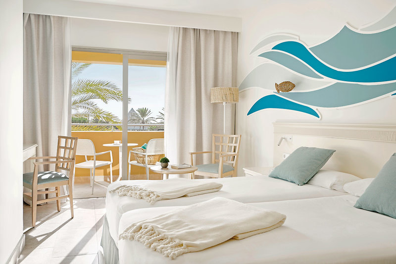 Iberostar Waves Gaviotas Park 35