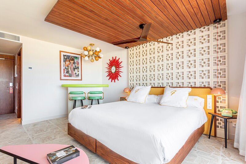 Los Felices Ibiza 74