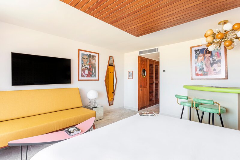 Los Felices Ibiza 77