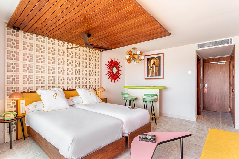 Los Felices Ibiza 81